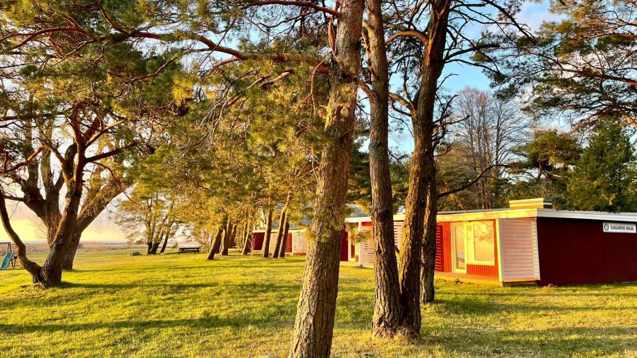 Kosmonautika Puhkekeskus Hotel Kabli Exterior foto
